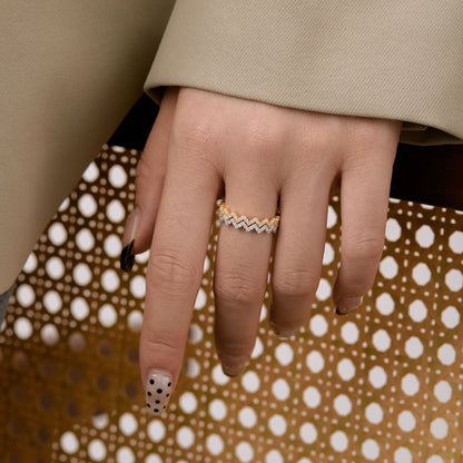 [Amore Jewelry]Delicate Enchanting Wave Shape Daily Ring