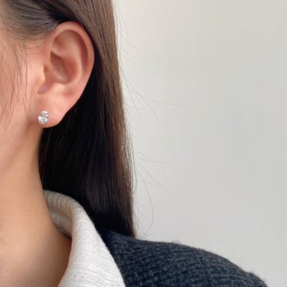 [Amore Jewelry]Oval Classic Dignified Elegant Earrings