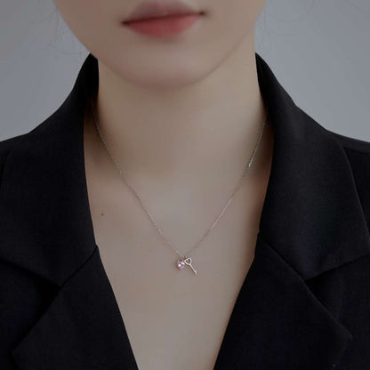 [Amore Jewelry]Unique Heart Shape Key Pendent Necklace
