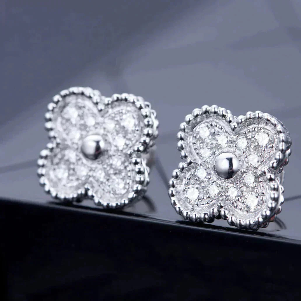 [Amore Jewelry]CLOVER 1 MOTIFS DIAMOND STUD EARRINGS SILVER