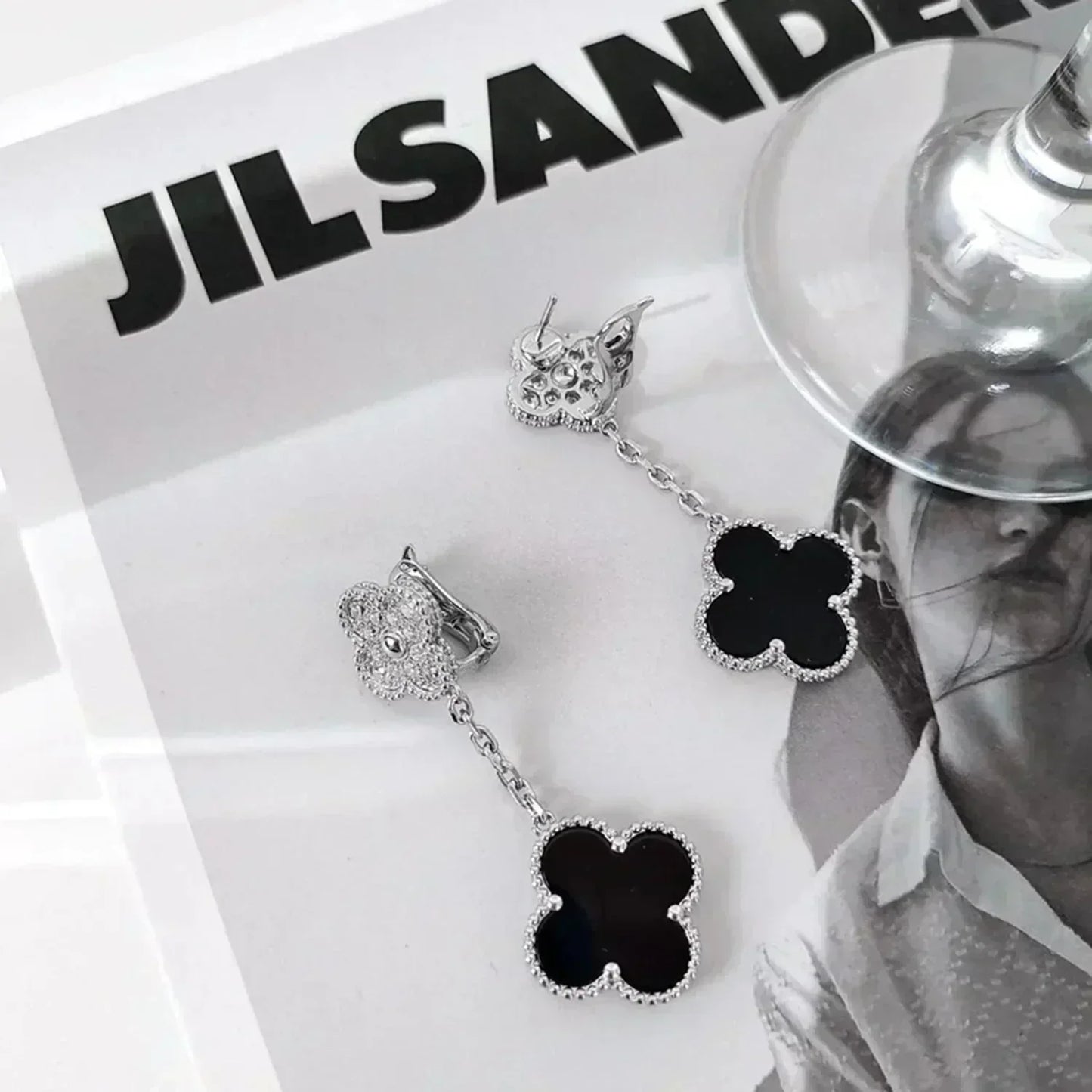 [Opulent Aurora]CLOVER 2 MOTIFS  DIAMOND ONYX EARRINGS SILVER