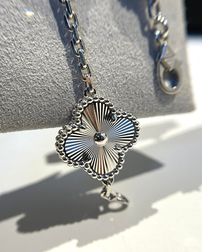 [Amore Jewelry]CLOVER 5 MOTIF SILVER DIAMOND BRACELET