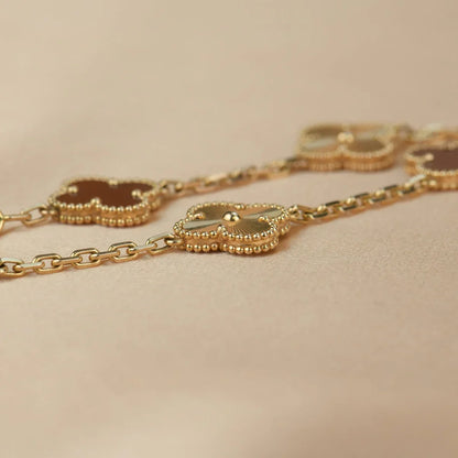 [Amore Jewelry] CLOVER 5 MOTIF RED CORNELIAN BRACELET COLLECTION