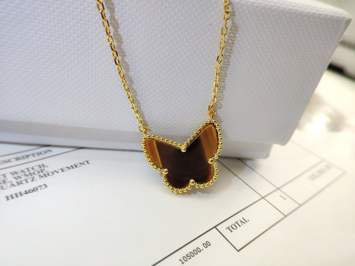 [Opulent Aurora] TIGER__ EYE BUTTERFLY NECKLACE