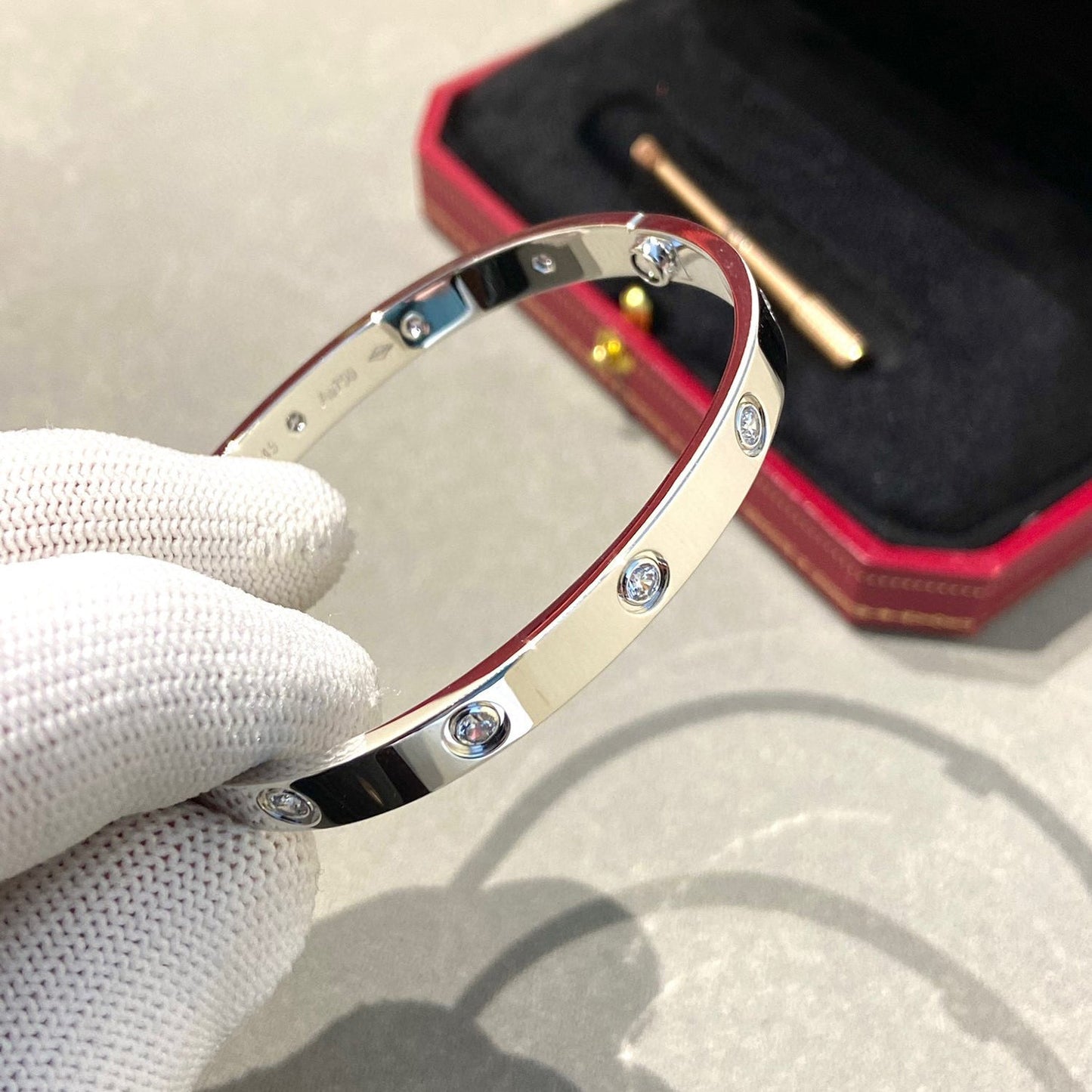 [Opulent Aurora]LOVE BRACELET 6.1MM 10 DIAMONDS