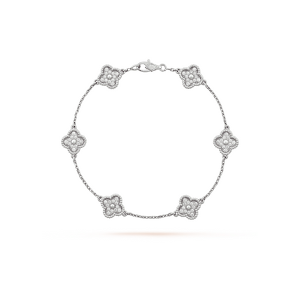[Opulent Aurora]CLOVER 6 MOTIF SILVER DIAMOND BRACELET