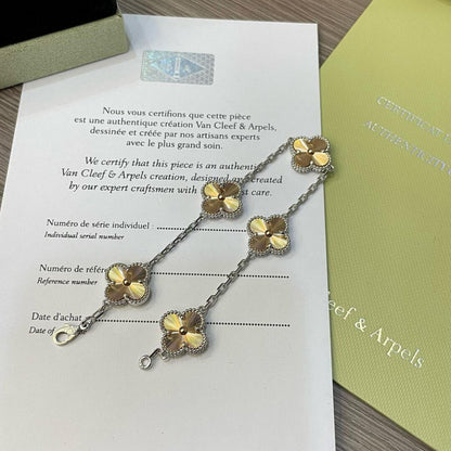 [Luxe Jewelry]CLOVER  5 MOTIFS  CHRISTMAS LIMITED EDITION BRACELET